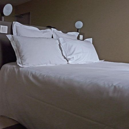 Hotel Courtille De Solutre Dış mekan fotoğraf