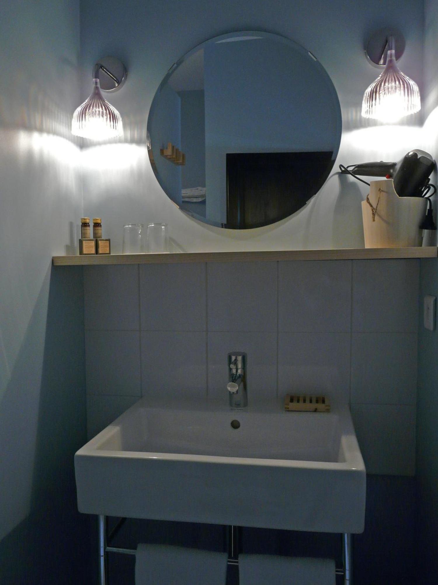 Hotel Courtille De Solutre Dış mekan fotoğraf