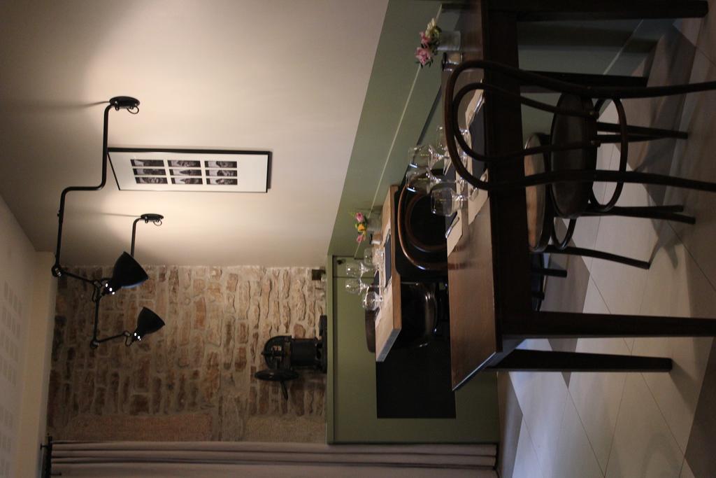 Hotel Courtille De Solutre Dış mekan fotoğraf